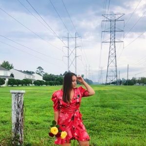 Super pretty red floral dress